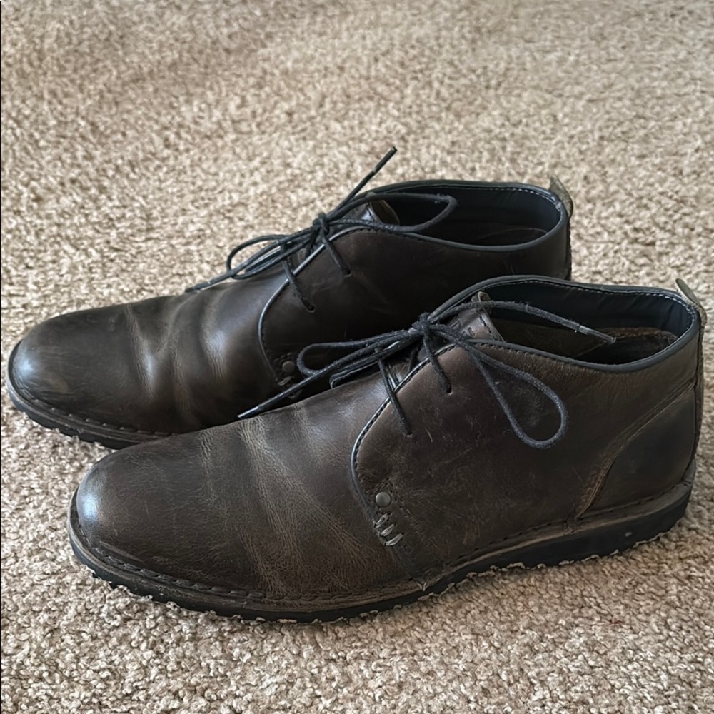 Crevo Black Chukka Boots Versatile Leather Style